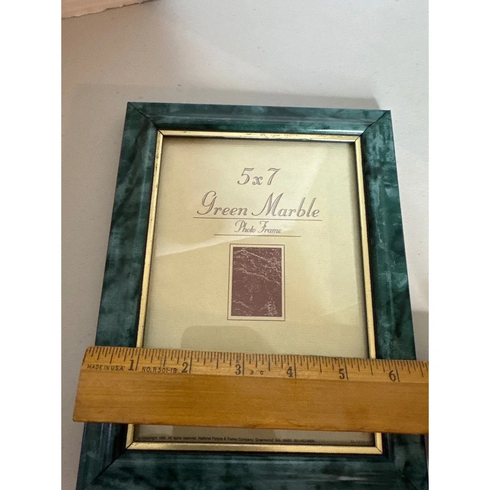 Vintage 1992 National Picture Frame Co 5x7 Green Marble Gold Trim Made in USA